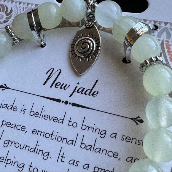 New Healing Stone New Jade Bead Silver Infinite Sun Charm Stretch Bracelet - Picture 8 of 9